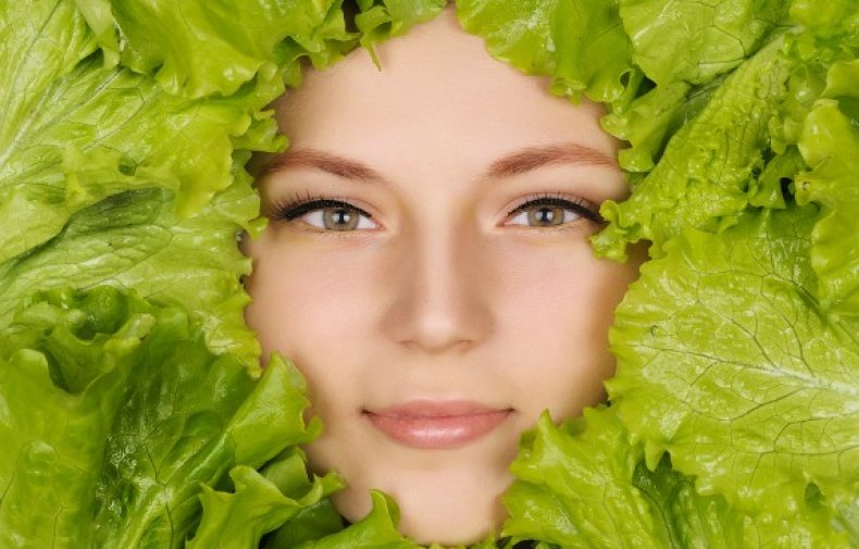 Листья салата в косметологии