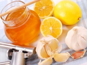 Чеснок, мед и лимон